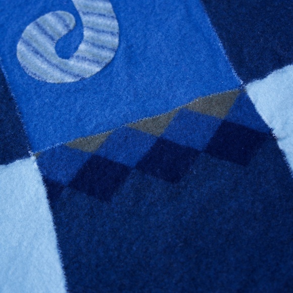 Cate & Levi 100% Wool Eco-Friendly Knitted Blue Baby Play mat Handmade In Canada - Picture 5 of 15